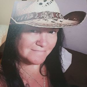 Meet your Posher, Paulette